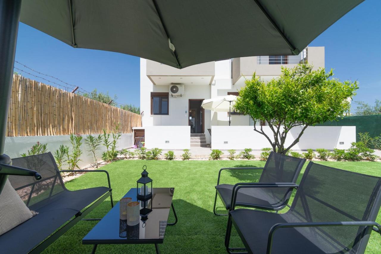 Cozy House With Pool Near Beach Gazi Luaran gambar