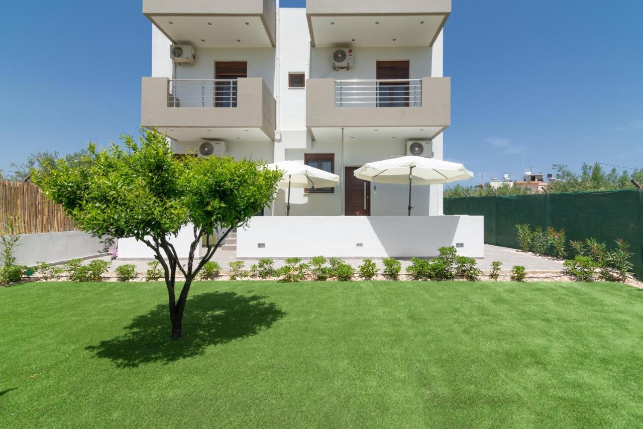 Cozy House With Pool Near Beach Gazi Luaran gambar