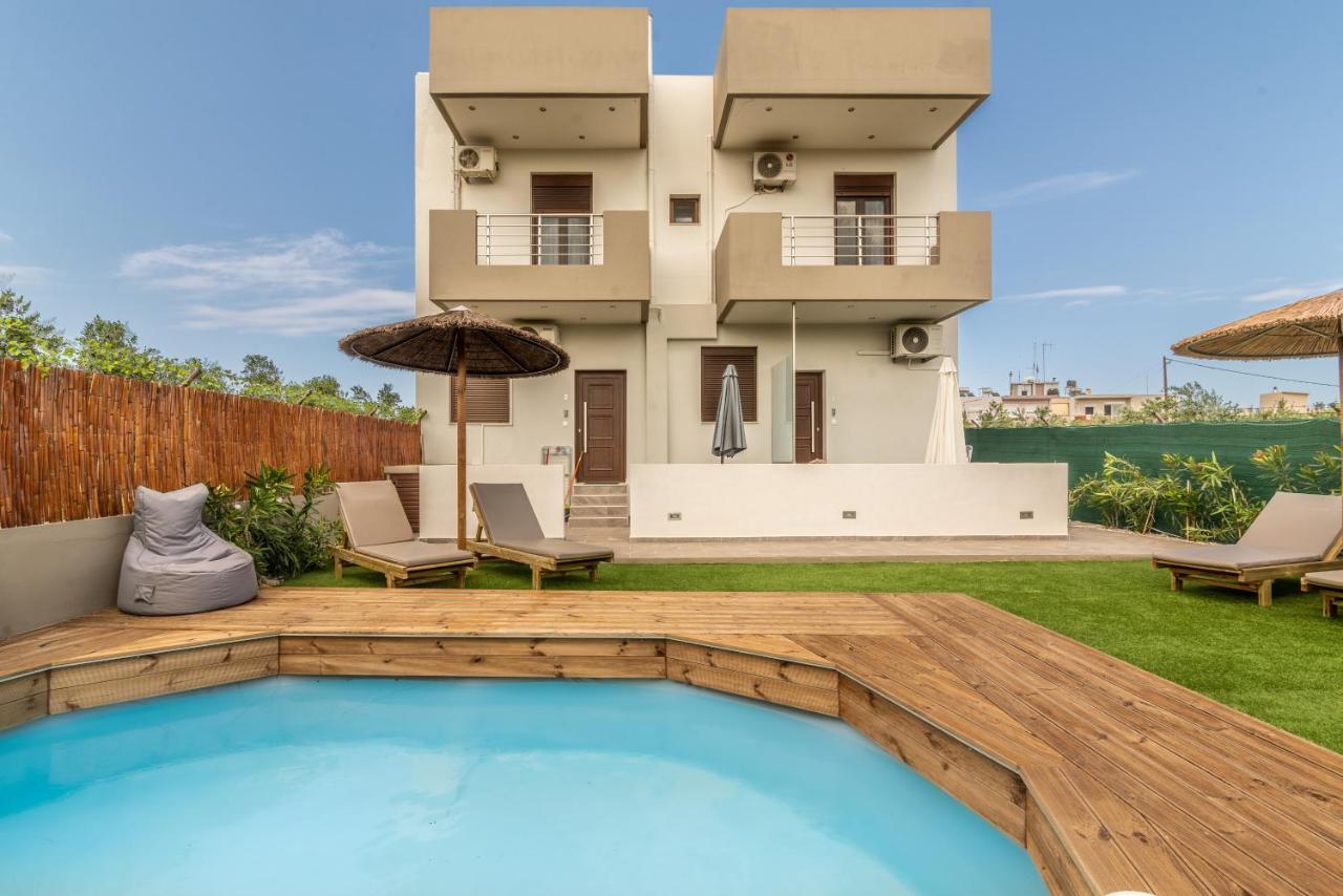 Cozy House With Pool Near Beach Gazi Luaran gambar