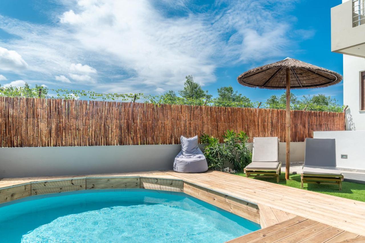 Cozy House With Pool Near Beach Gazi Luaran gambar