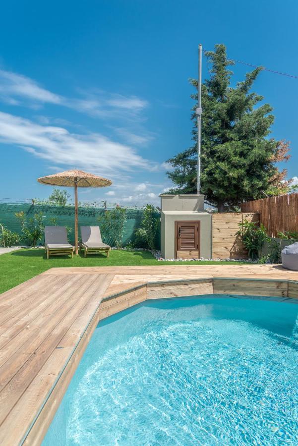Cozy House With Pool Near Beach Gazi Luaran gambar