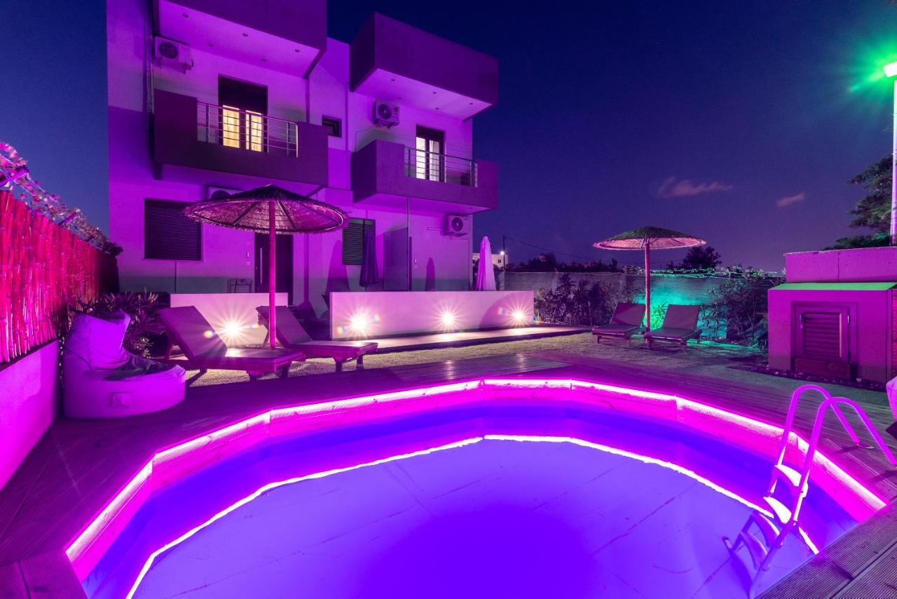 Cozy House With Pool Near Beach Gazi Luaran gambar