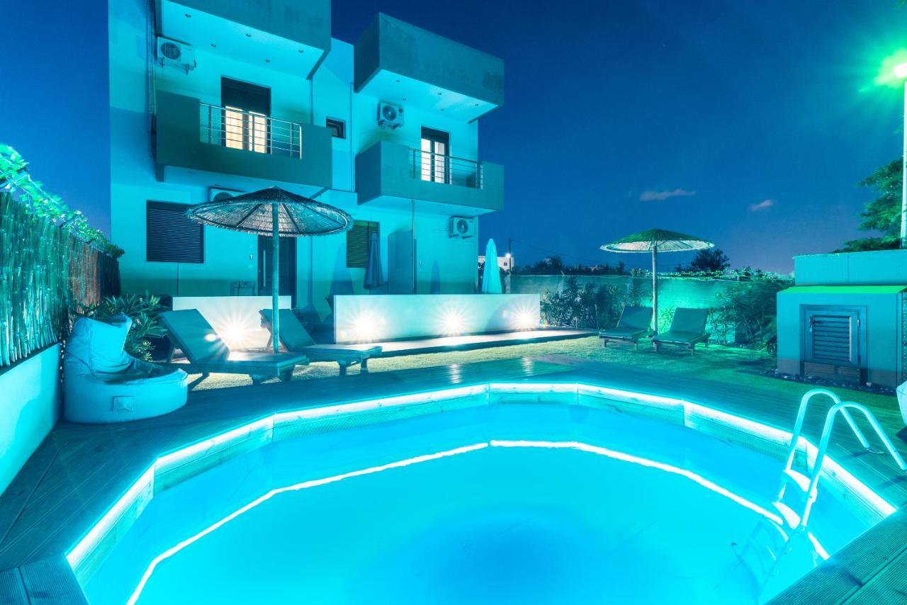 Cozy House With Pool Near Beach Gazi Luaran gambar