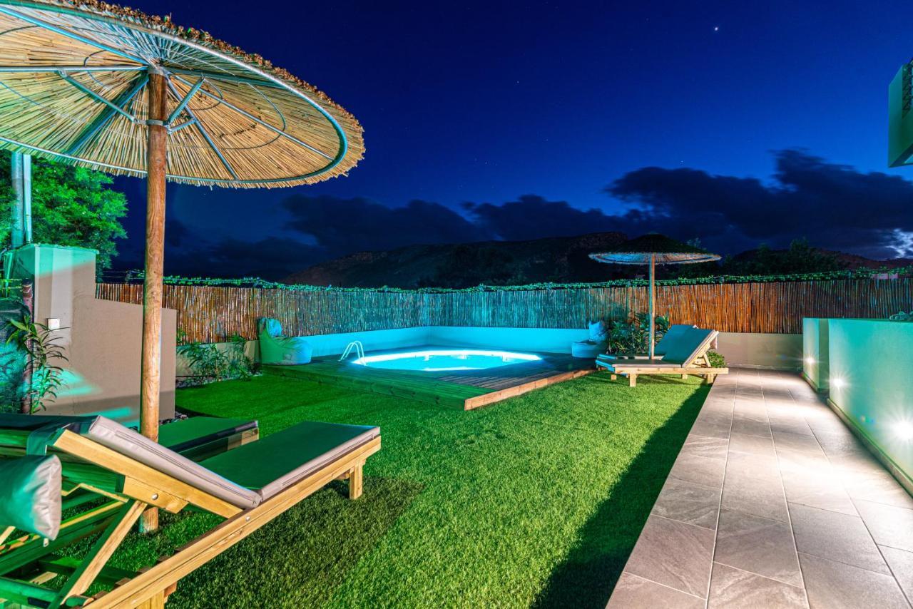 Cozy House With Pool Near Beach Gazi Luaran gambar